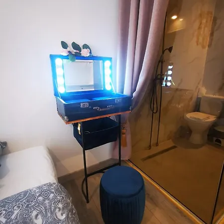 S14 Foto With Balcony 아파트