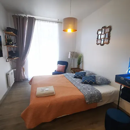 Lägenhet S14 Foto With Balcony